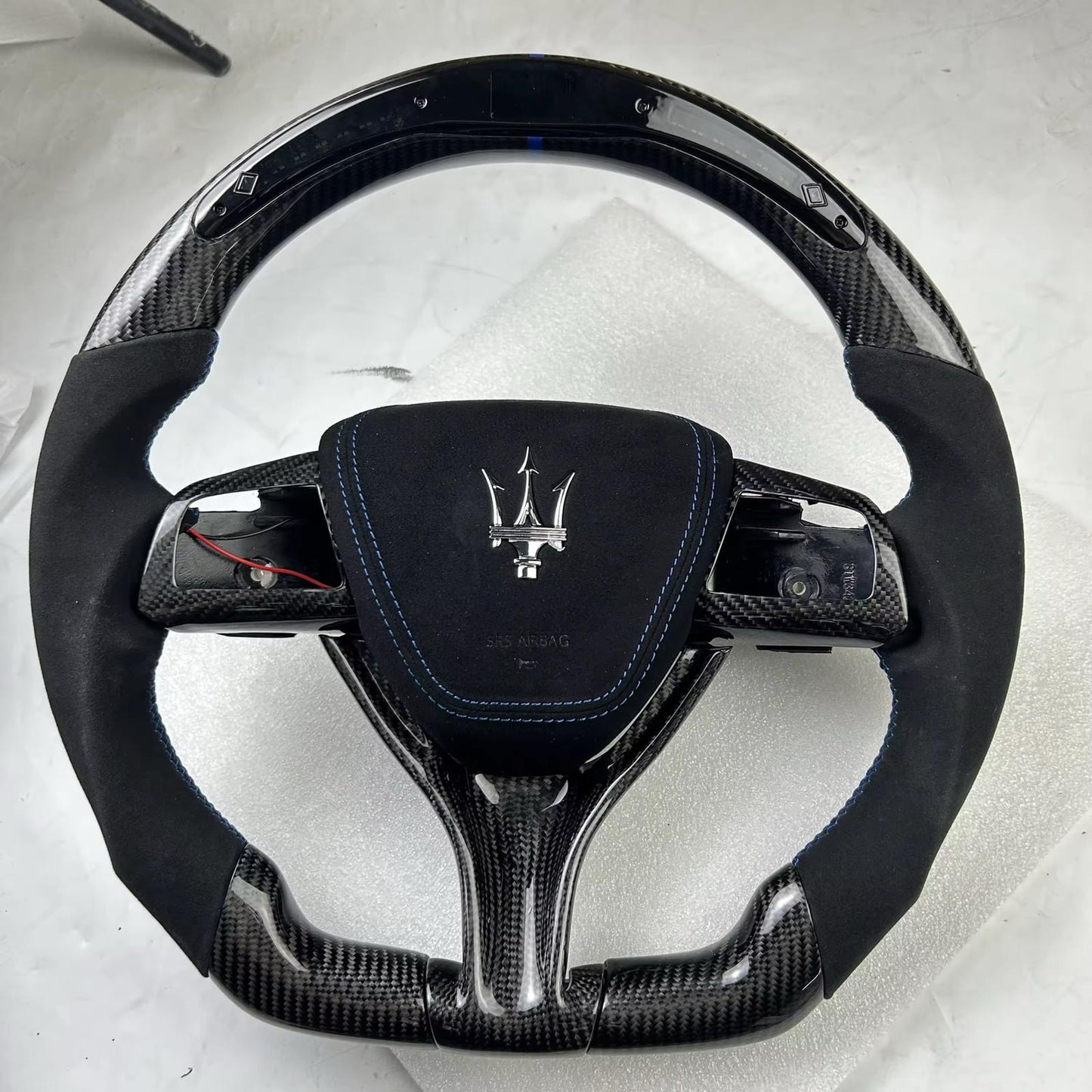 Volante Maserati in carbonio + led accelerazione + cover airbag + paddle