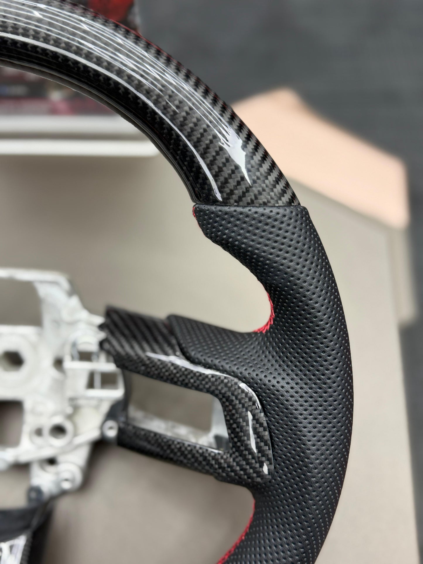 Volante per ford mustang in fibra di carbonio 2015- 2023(senza cover airbag)