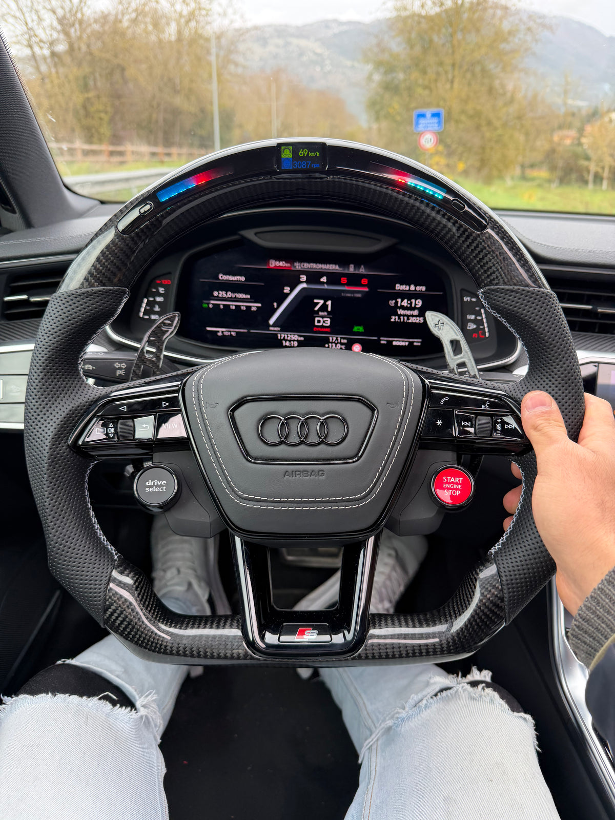 Volante Audi/LED accelerazione